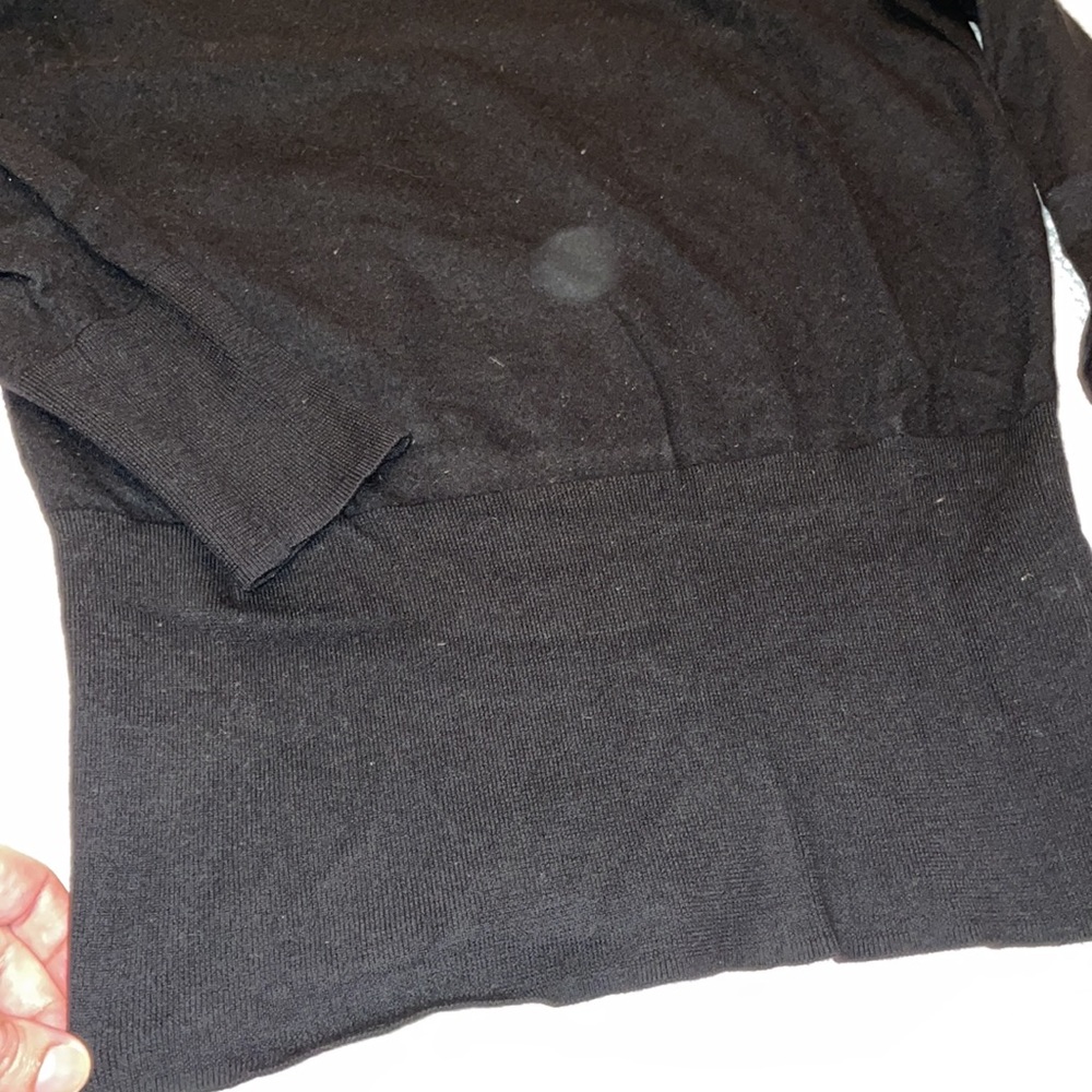 Vince | 100% merino wool black knit crew neck | size S - Picture 4 of 5